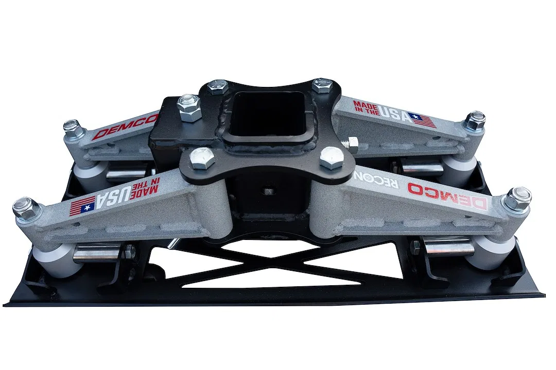 6526 – DEMCO Fifth Wheel Trailer Hitch Head Support, Base For Demco 8550072